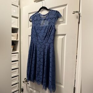 Kensie Size 4 Elegant Blue Lace Dress